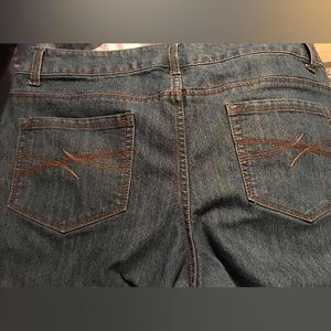 Faded Glory Size 18P Blue Jeans Straight Leg Rugged Great Pair Pants!